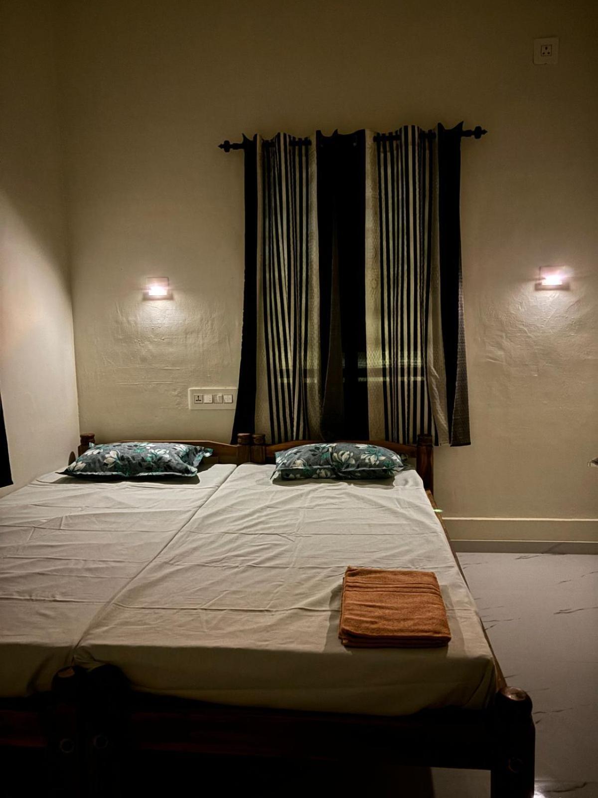 Alappuzha Golden Beach Home Stay מראה חיצוני תמונה