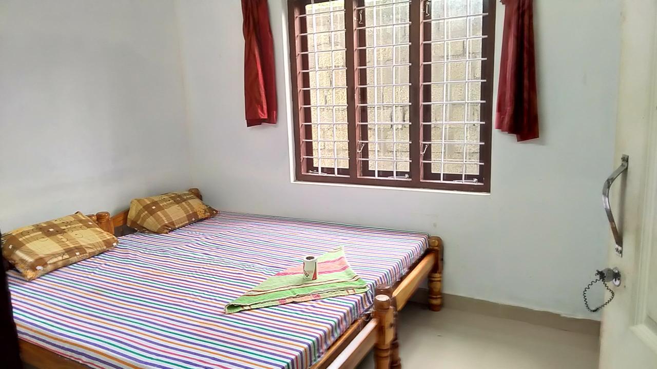 Alappuzha Golden Beach Home Stay מראה חיצוני תמונה