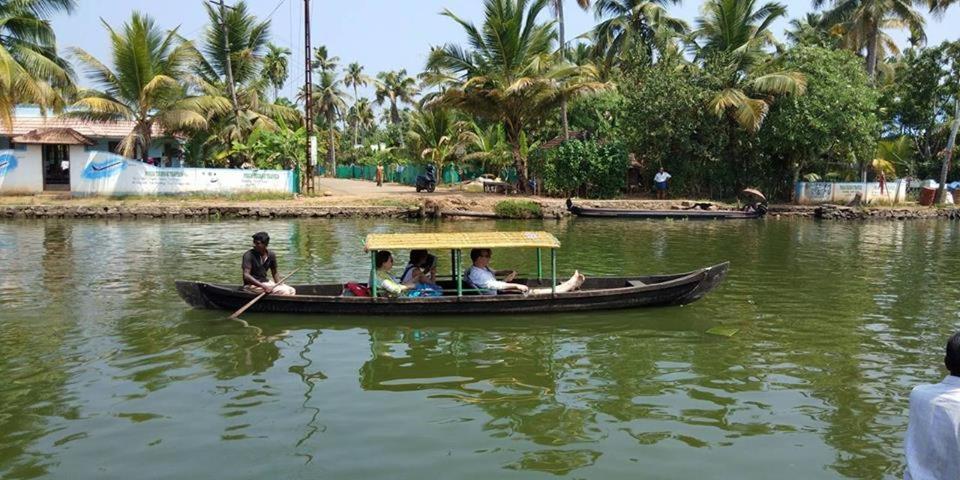 Alappuzha Golden Beach Home Stay מראה חיצוני תמונה
